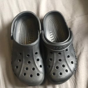 Black crocs